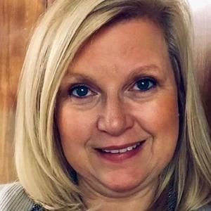 Meet your Posher, Paula